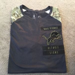 Nike NFL Detroit Lions Salute To Service Dry Fit Short Sleeved Shirt size M Camo